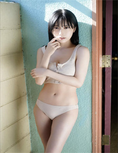 小资女孩向前冲