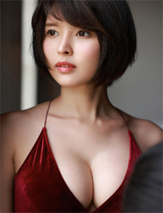 美女打针-怪形前传 高清