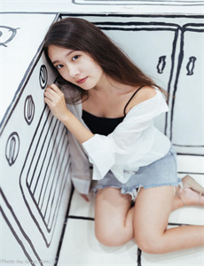 插曲的痛30分钟视频一卡二卡出血-肉蒲团全集在线观看